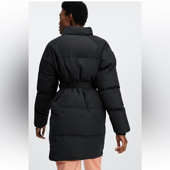 Fabletics Storm Jacket II - Picture 2 of 14
